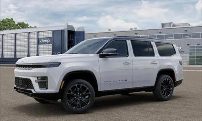 2026 Jeep Grand Wagoneer Summit