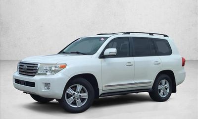 2014 Toyota Land Cruiser VX