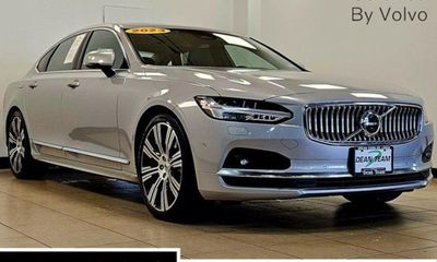 2023 Volvo S90 Ultimate Bright With