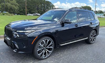 2027 BMW X7 XDRIVE40I