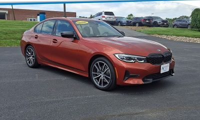 2022 BMW 330i