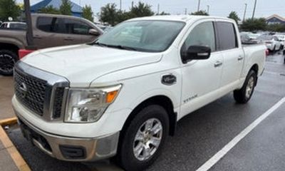 2017 Nissan Titan S