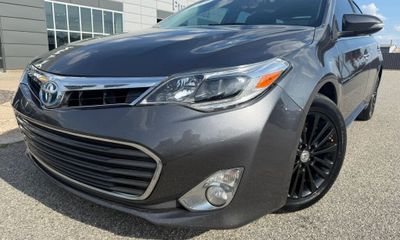 2015 Toyota Avalon Hybrid
