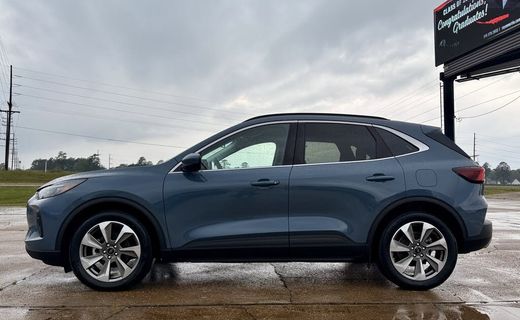 2025 Ford Escape Platinum