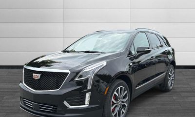 2026 Cadillac XT5 Sport
