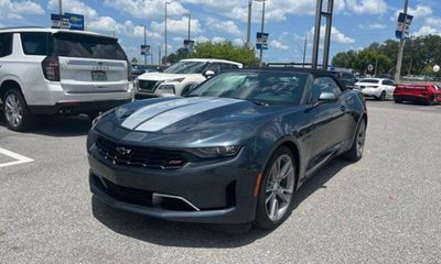 2022 Chevrolet Camaro 1LS 1LT