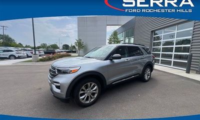 2023 Ford Explorer XLT