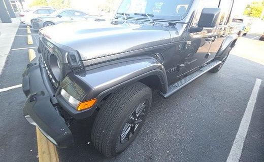 2024 Jeep Gladiator Sport