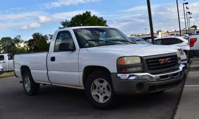2003 GMC Sierra Work Truck