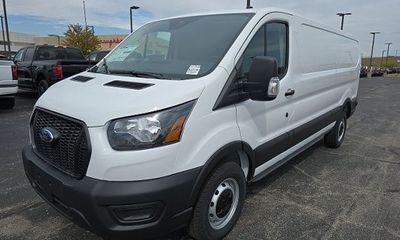2025 Ford Transit LOW Roof