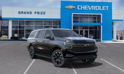 2023 Chevrolet Suburban RST