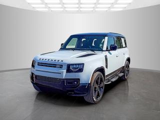 2026 Land Rover Defender 110 SE