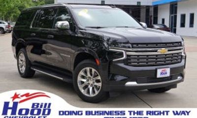 2023 Chevrolet Suburban High Country