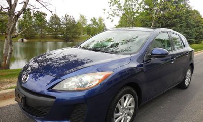 2012 Mazda MAZDA3 Touring GS