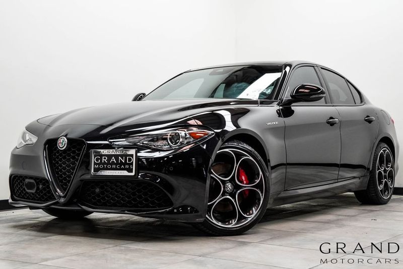 2023 Alfa Romeo Giulia (952) — a typically priced live listing