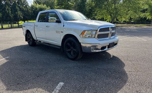 2018 Ram 1500 SLT