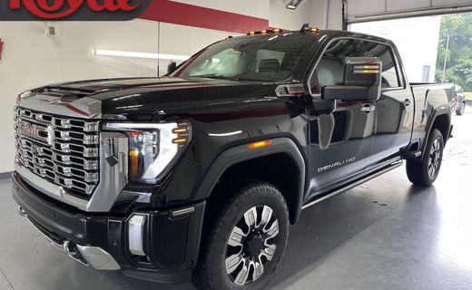 2026 GMC Sierra HD Denali