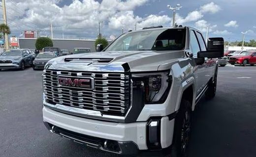 2024 GMC Sierra HD Denali