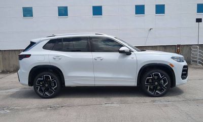 2026 Volkswagen Tiguan 4MOTION SEL
