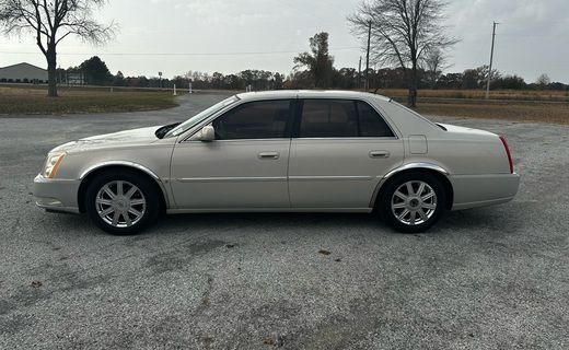 2008 Cadillac DTS Luxury