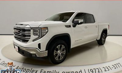 2025 GMC Sierra SLT
