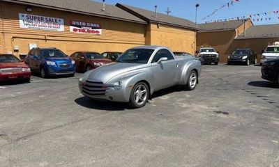 2004 Chevrolet SSR LS