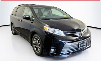 2018 Toyota Sienna XLE Premium LTD