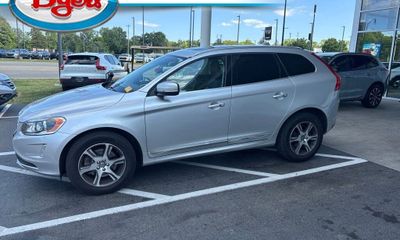 2015 Volvo XC60 Premier NON R