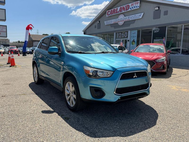 2013 Mitsubishi Outlander Sport — a typically priced live listing