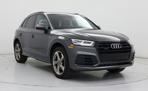 2020 Audi Q5 20T Titanium Premium