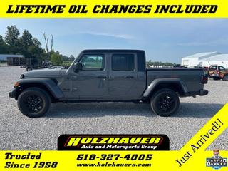 2021 Jeep Gladiator Sport