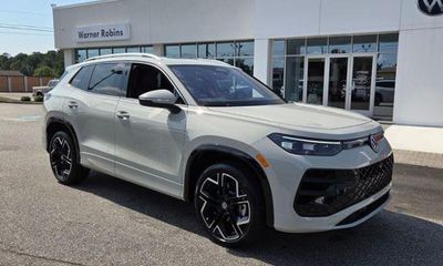2026 Volkswagen Tiguan 4MOTION SEL