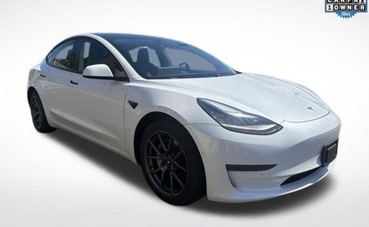 2021 Tesla Model 3 Standard Range Plus