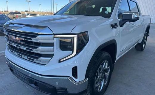 2025 GMC Sierra SLE
