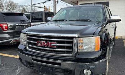 2012 GMC Sierra Denali