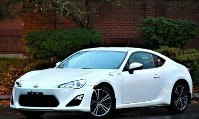 2013 Toyota Scion FR-S STD