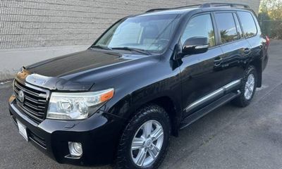 2013 Toyota Land Cruiser VX