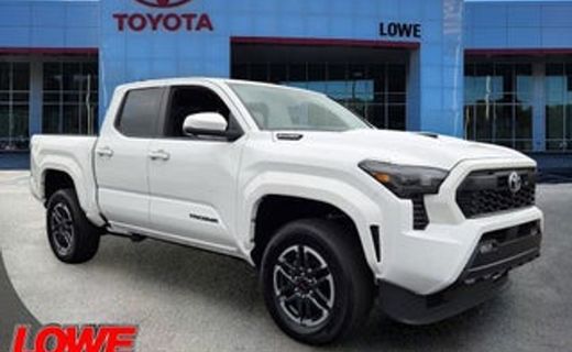 2026 Toyota Tacoma SR