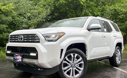 2026 Toyota 4Runner SR5