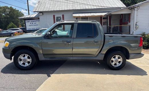 2004 Ford Explorer Sport Trac XLT