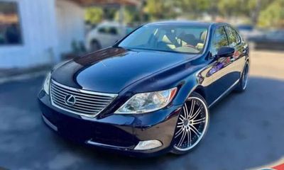 2007 Lexus LS 460