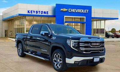 2024 GMC Sierra SLT