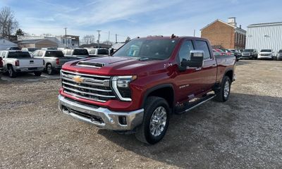 2025 Chevrolet Silverado HD LTZ