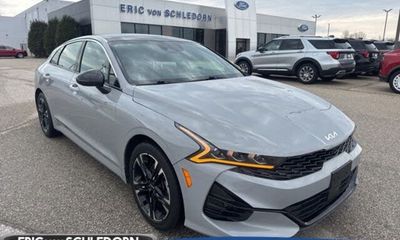 2023 Kia K5 GT Line