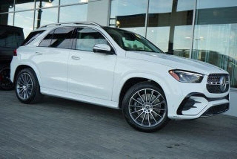 2024 Mercedes Benz GLE — a typically priced live listing