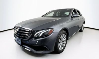 2019 Mercedes-Benz E-Class E300 4M