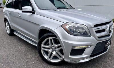 2014 Mercedes-Benz GL-Class GL 550 4MATIC