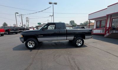 1999 Dodge Ram Base
