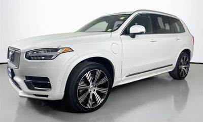 2024 Volvo XC90 Plus Bright