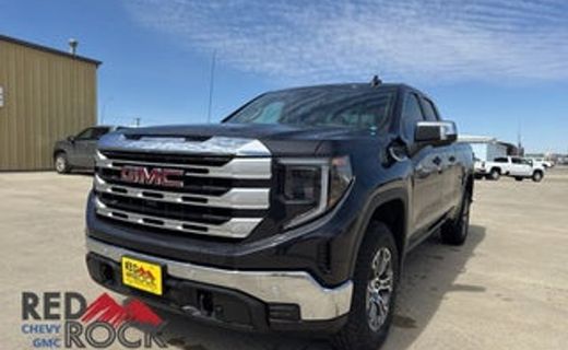 2026 GMC Sierra SLT